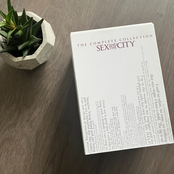 Sex and the City Complete DVD Boxed Collection - Picture 1 of 6